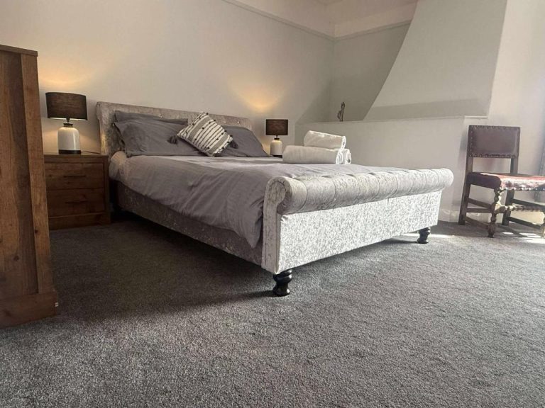 The New Inn Deluxe Double Room